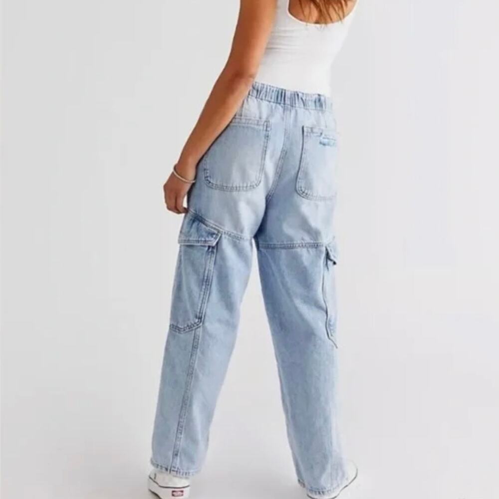 We The Free The Maggie Mid-Rise Straight Cargo Jeans - Light Wash - Size S - Picture 2 of 8